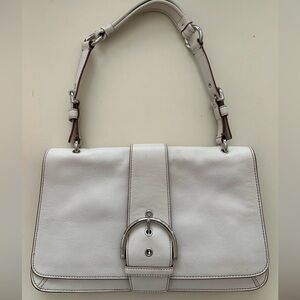 ✨Coach Off White Leather Hobo Shoulder Bag ☁️